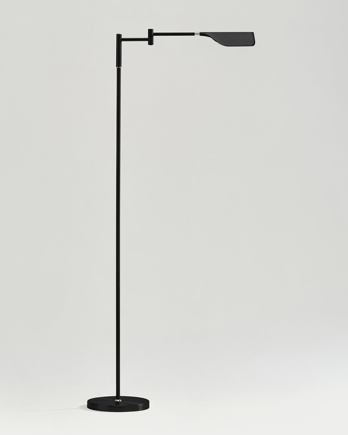 Touch-Dimming Metal Standing Lamp 53 in Tall with Integrated LED for Bedroom Living Room Reading Nook Organic Leaf Shape Warm 3000K Lighting | Thomler