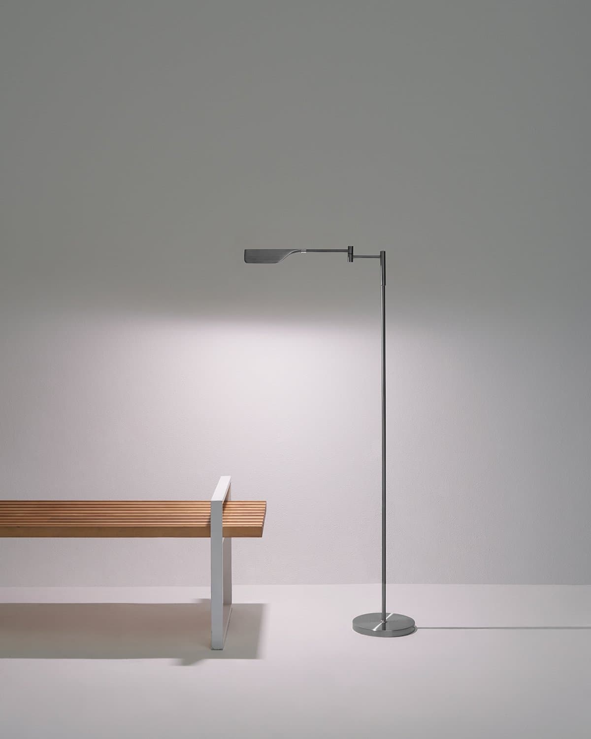 Touch-Dimming Metal Standing Lamp 53 in Tall with Integrated LED for Bedroom Living Room Reading Nook Organic Leaf Shape Warm 3000K Lighting | Thomler