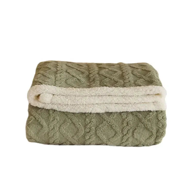 Plush Lamb Wool & Fleece Winter Blanket for Couch and Bed – Insulating Heavyweight Throw for Cold Nights