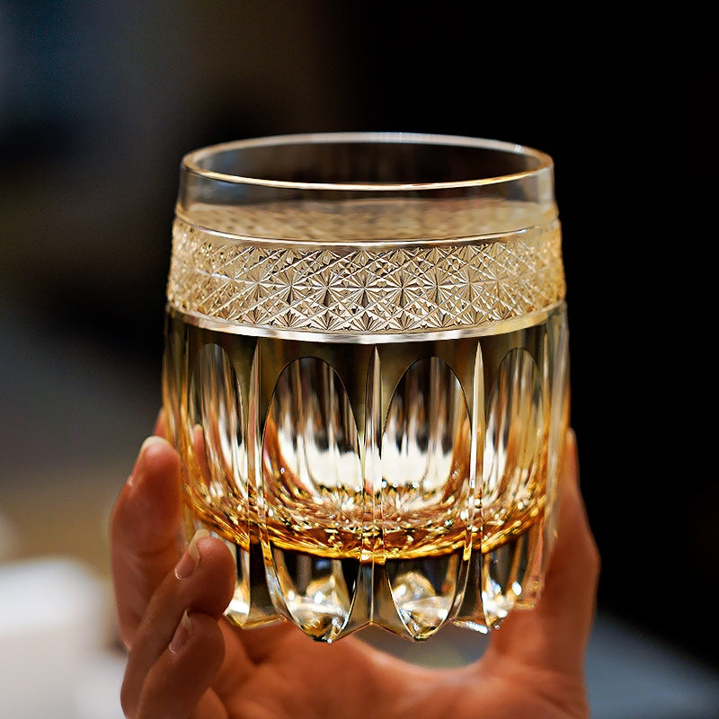 Vaso de whisky de cristal tallado a mano con patrón de estallido de estrella, vaso japonés para licores en caja de regalo | Thomler