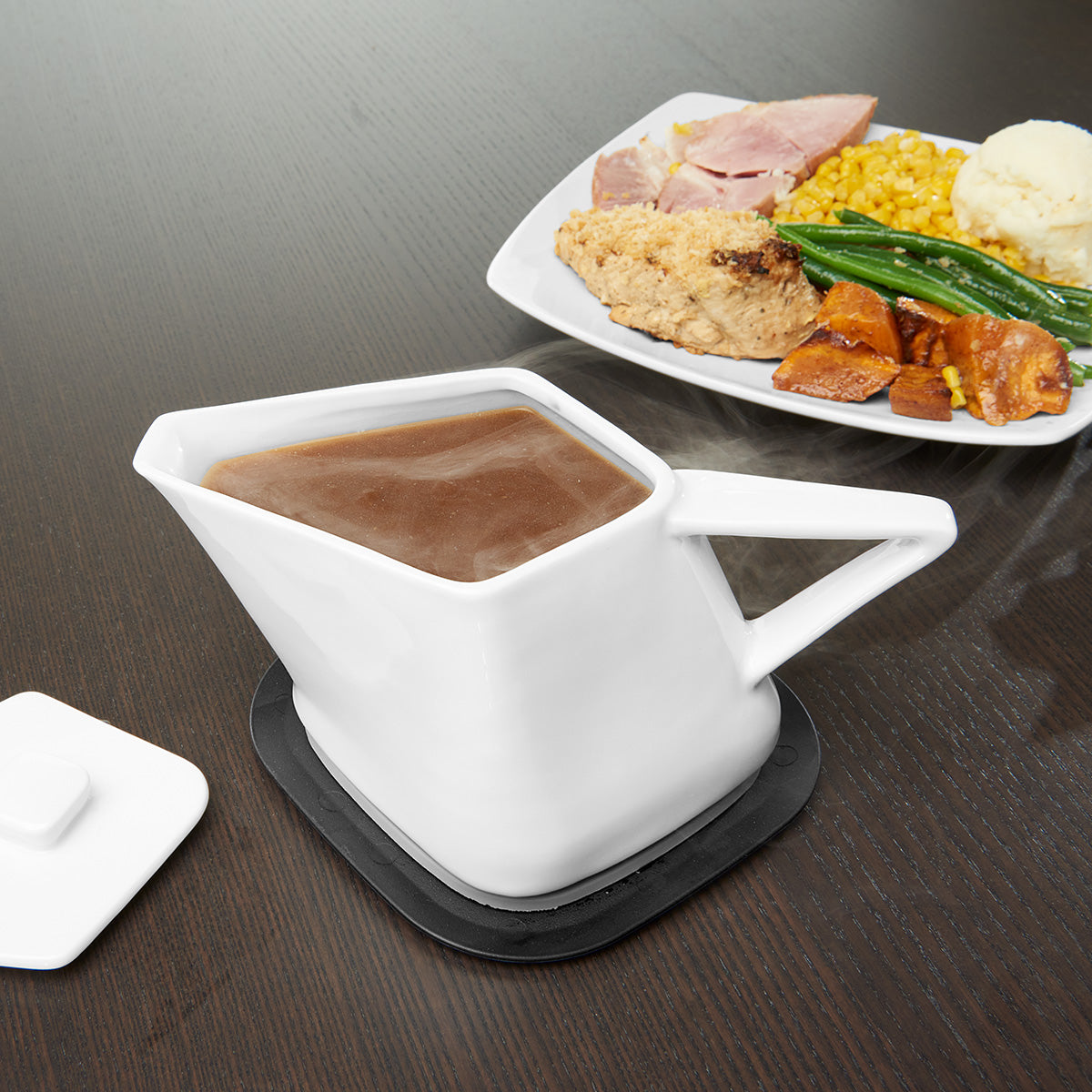 Sauciere mit Warmhaltefuß