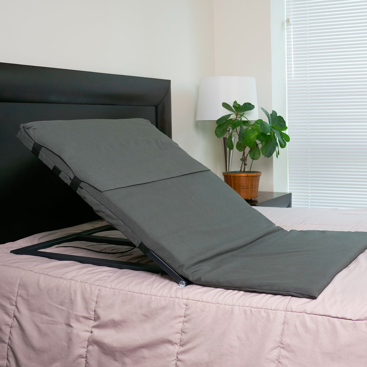 Verstellbare Rückenstütze für Pflegebetten