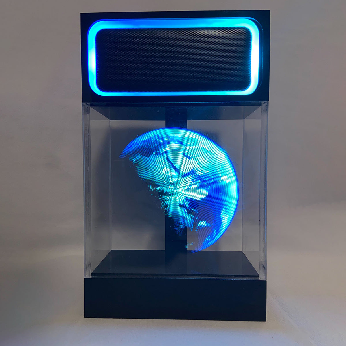 Altavoz inalámbrico holográfico