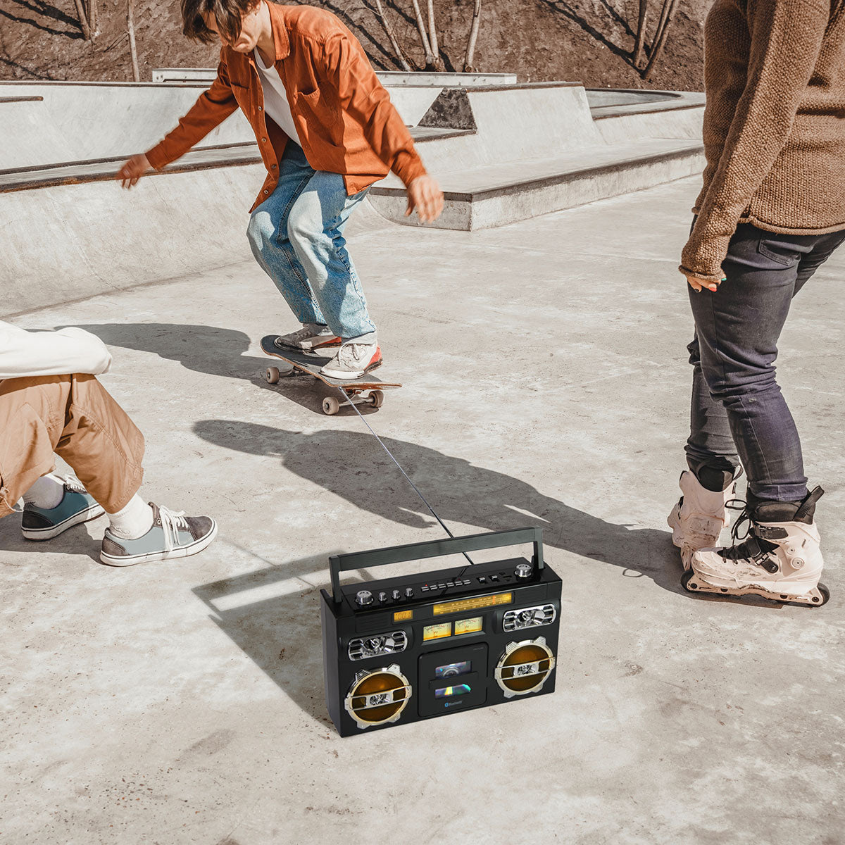 Retro-Tragbarer CD-Boombox