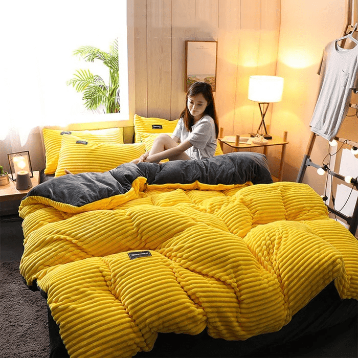 Plush Velvet Bedding Set – Ultra-Soft Coral Fleece Winter Duvet Cover with Fitted Sheet & Pillowcases for Cozy Warmth