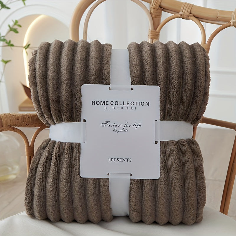 Soft Polyester Throw Blanket for Couch & Bed – Lightweight Insulating Cover for Living Room, Bedroom, Guest Room – Minimalist Solid-Color De | Thomler
