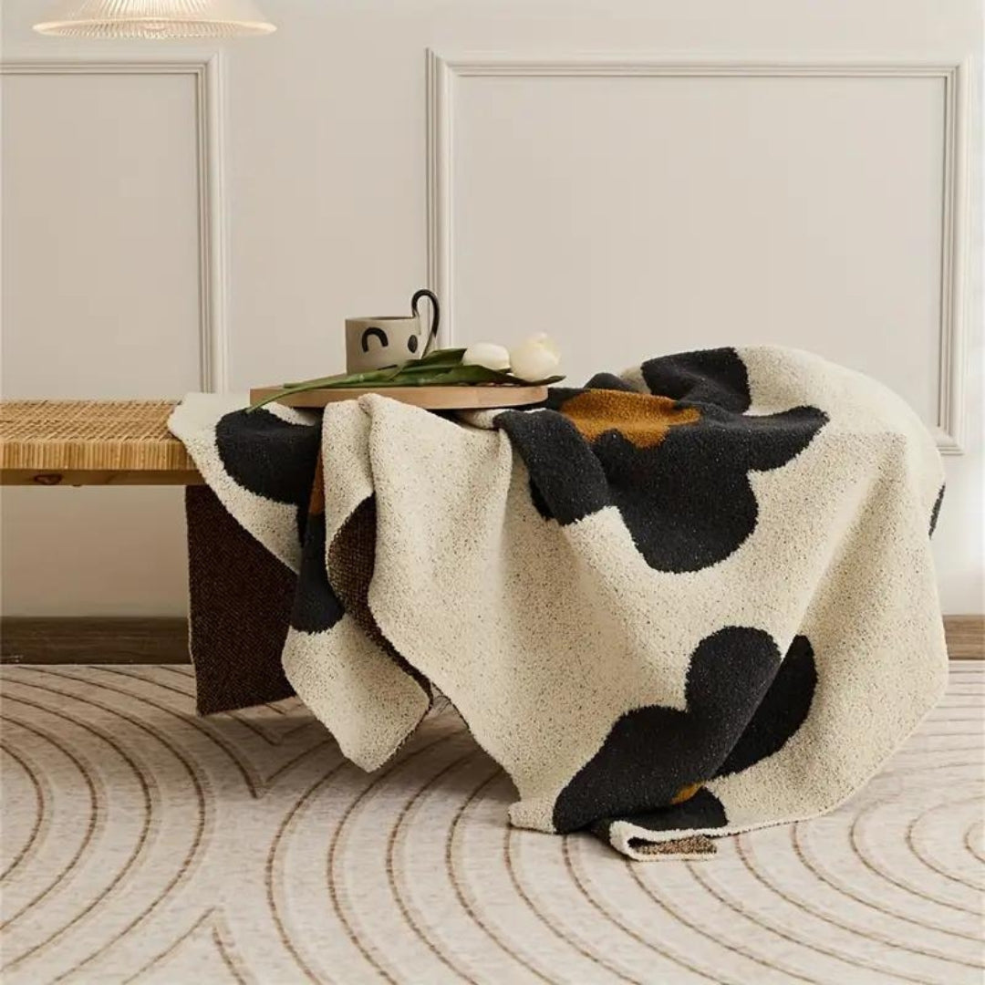 Chunky Knit Floral Throw Blanket – Cozy Layer for Sofa & Bed