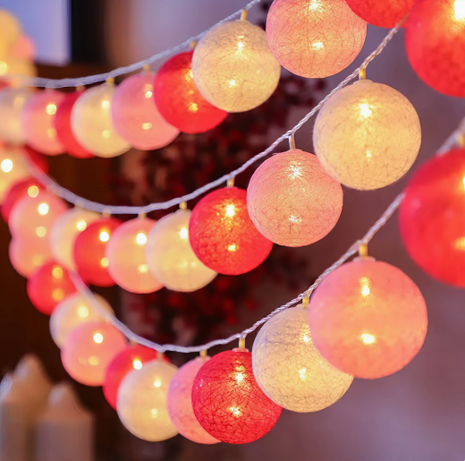 Cotton Ball String Lights with Soft Woven Globes for Bedroom, Living Room & Party Decor – USB or Battery Powered Fairy Lights | Thomler