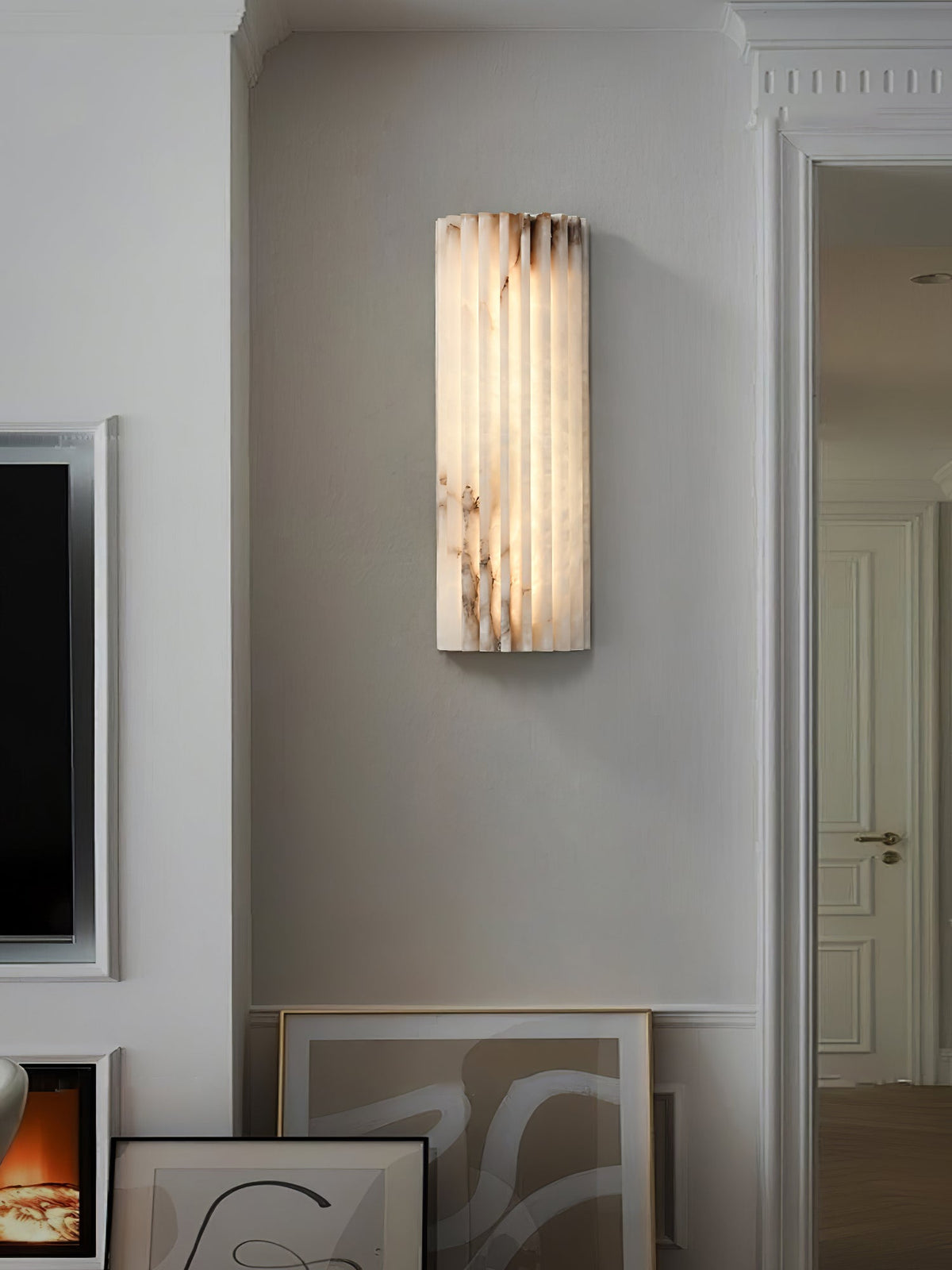 Aplique de pared de piedra natural de 12 pulgadas con LED integrado y superficie estriada, lámpara de interior para dormitorio, pasillo y sala de estar con luz ambiental cálida | Thomler
