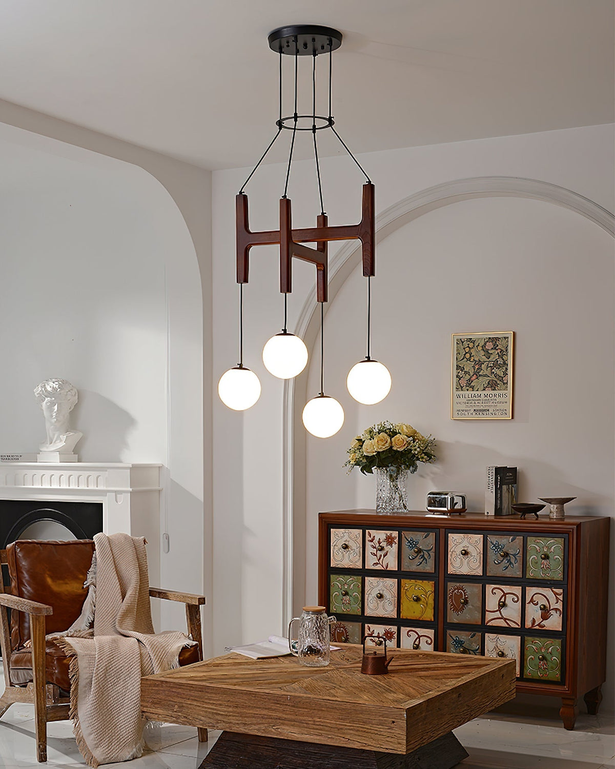 Houten hanglamp met meerdere armen, witte glazen bollen, in hoogte verstelbare kabel, 2-6 lampen, plafondverlichting voor eetkamer, modern boerderijdesign | Thomler