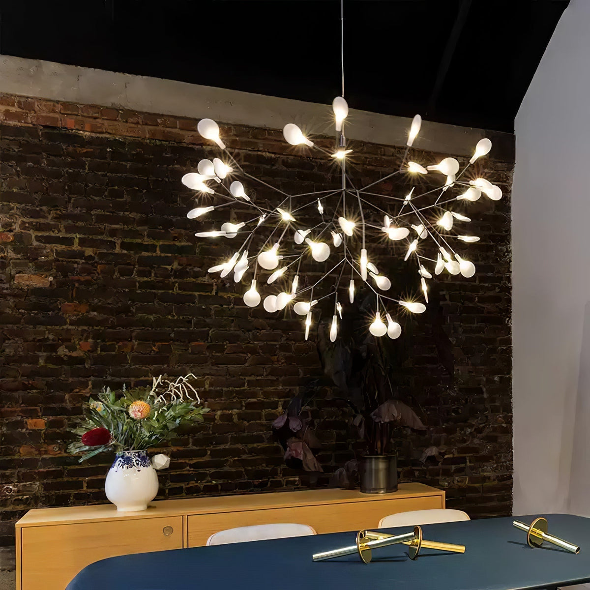 Vertakkende led-kroonluchter met acryl bloemblaadjes, zwarte afwerking, 20W geïntegreerde verlichting, dimbaar, optionele afstandsbediening, modern statement-armatuur, voor binnenshuis/woonkamer