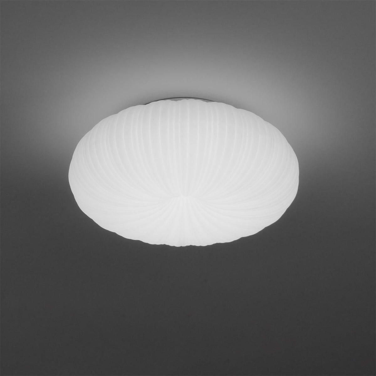 Round Flush Mount LED Light with Remote Control White 22 Inch Dimmable for Bedroom Living Room Kitchen Modern Low Profile Fixture | Thomler