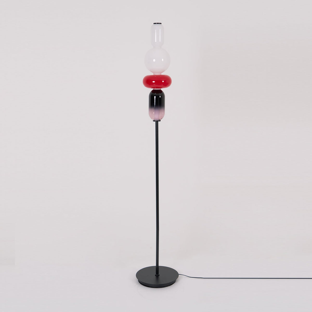 Lámpara de pie alta con temperatura de color ajustable, pantalla de metal y vidrio, iluminación decorativa moderna para dormitorio, sala de estar, rincón de lectura 130 cm | Thomler