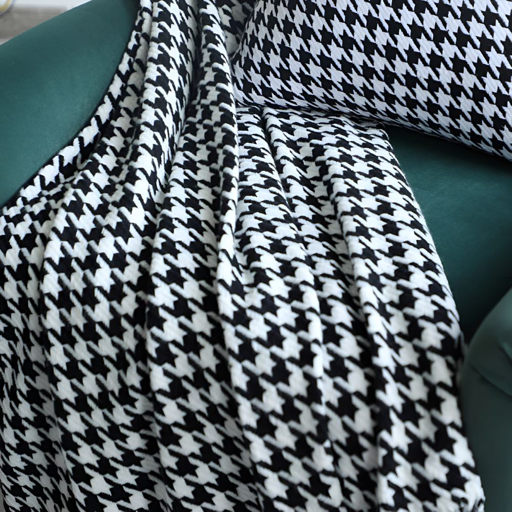 Checkered Acrylic Throw with Fringe – Lightweight Cover for Couch, Chair, Bed & Travel