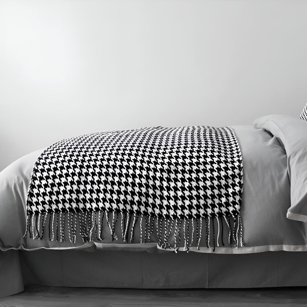 Checkered Acrylic Throw with Fringe – Lightweight Cover for Couch, Chair, Bed & Travel