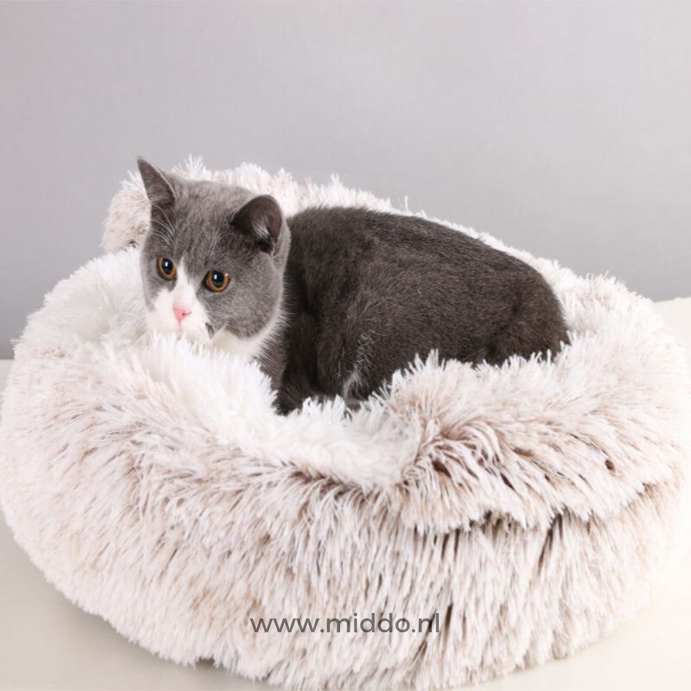 Round Plush Pet Bed – Cozy Donut Cushion for Dogs & Cats in All Sizes