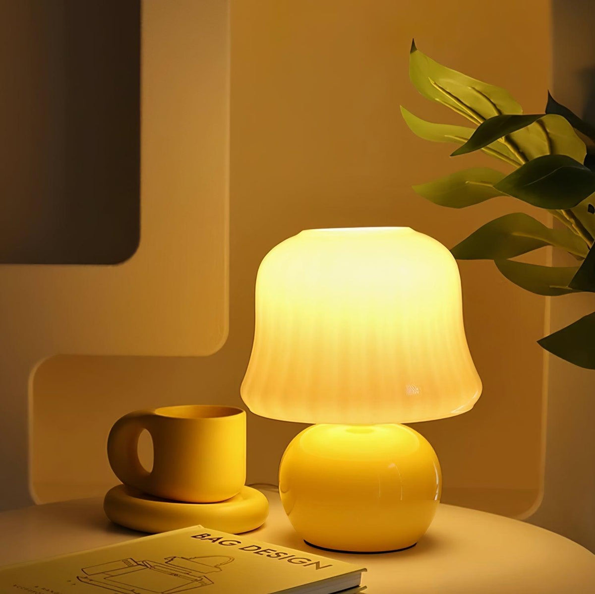 Ceramic Accent Lamp with Enamel Shade 11.4 in Beige for Nightstands Bedrooms Living Rooms Study Desks Side Tables E14 Socket 15W Soft Glow | Thomler