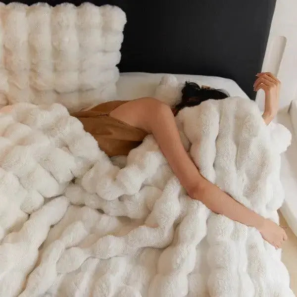 Plush Textured Fleece Throw Blanket – Oversized Anti-Pilling Cover for Couch & Bed