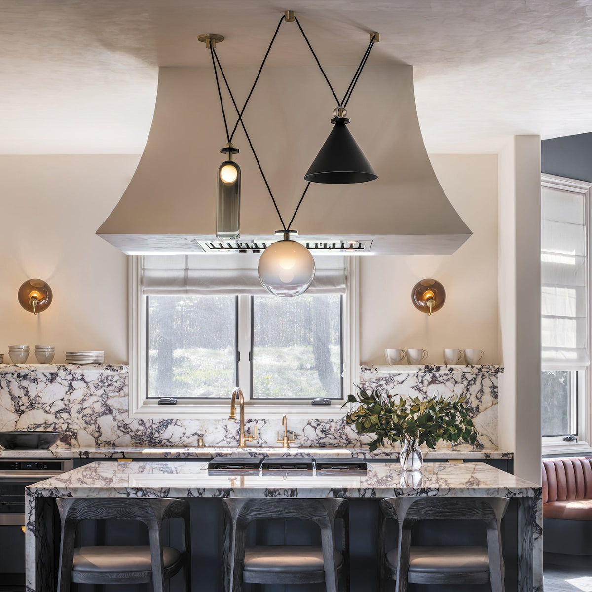 Lámpara de techo escultural modular con secciones ajustables y opciones de acabado personalizadas para comedor, cocina y sala de estar | Thomler