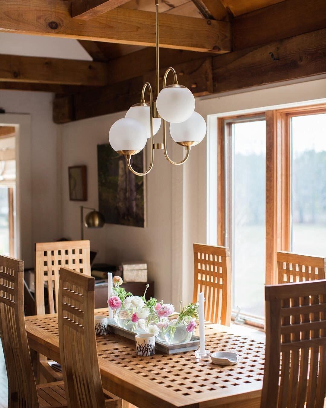 Lámpara de techo de varios brazos, marco de metal, pantallas de vidrio esmerilado, oro, negro, blanco, 30 pulgadas de diámetro, para sala de estar, comedor, dormitorio, luz superior | Thomler