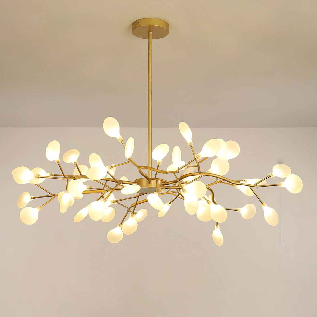 Lámpara de araña de ramas acrílicas con luces LED ajustables para comedor y entrada - de 30 a 63 ramas de luz - Regulable, acabado en metal dorado o negro