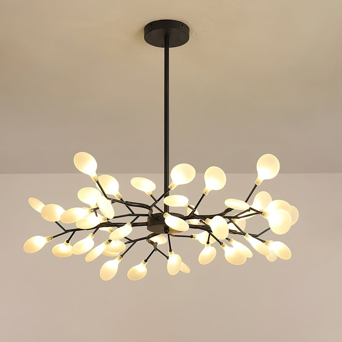 Lámpara de araña de ramas acrílicas con luces LED ajustables para comedor y entrada - de 30 a 63 ramas de luz - Regulable, acabado en metal dorado o negro