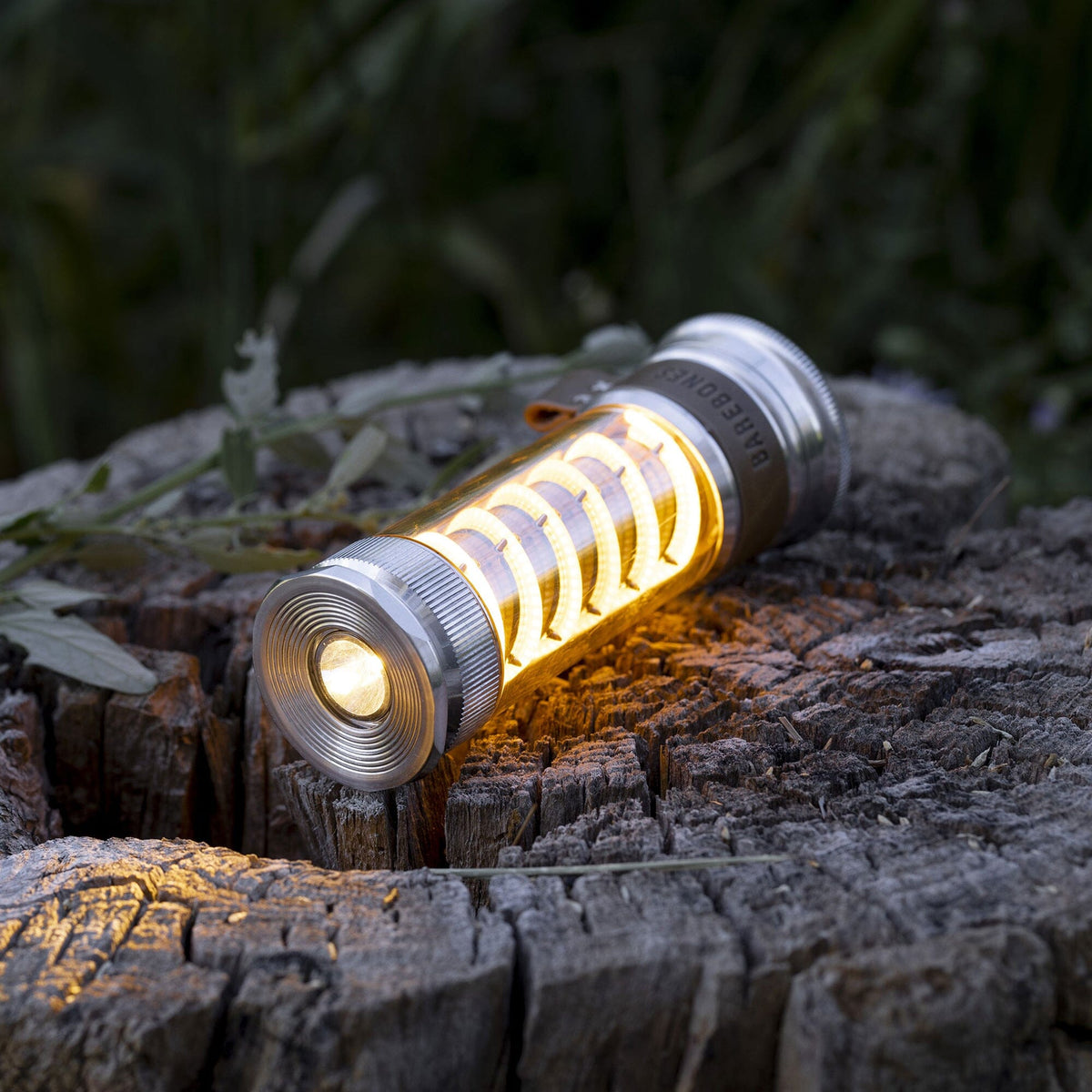 Oplaadbare led-kampeerlantaarn & zaklamp-combinatie met 7 lichtstanden, draagbaar USB-C-noodlicht voor wandelen, buitenavonturen & thuis | Thomler