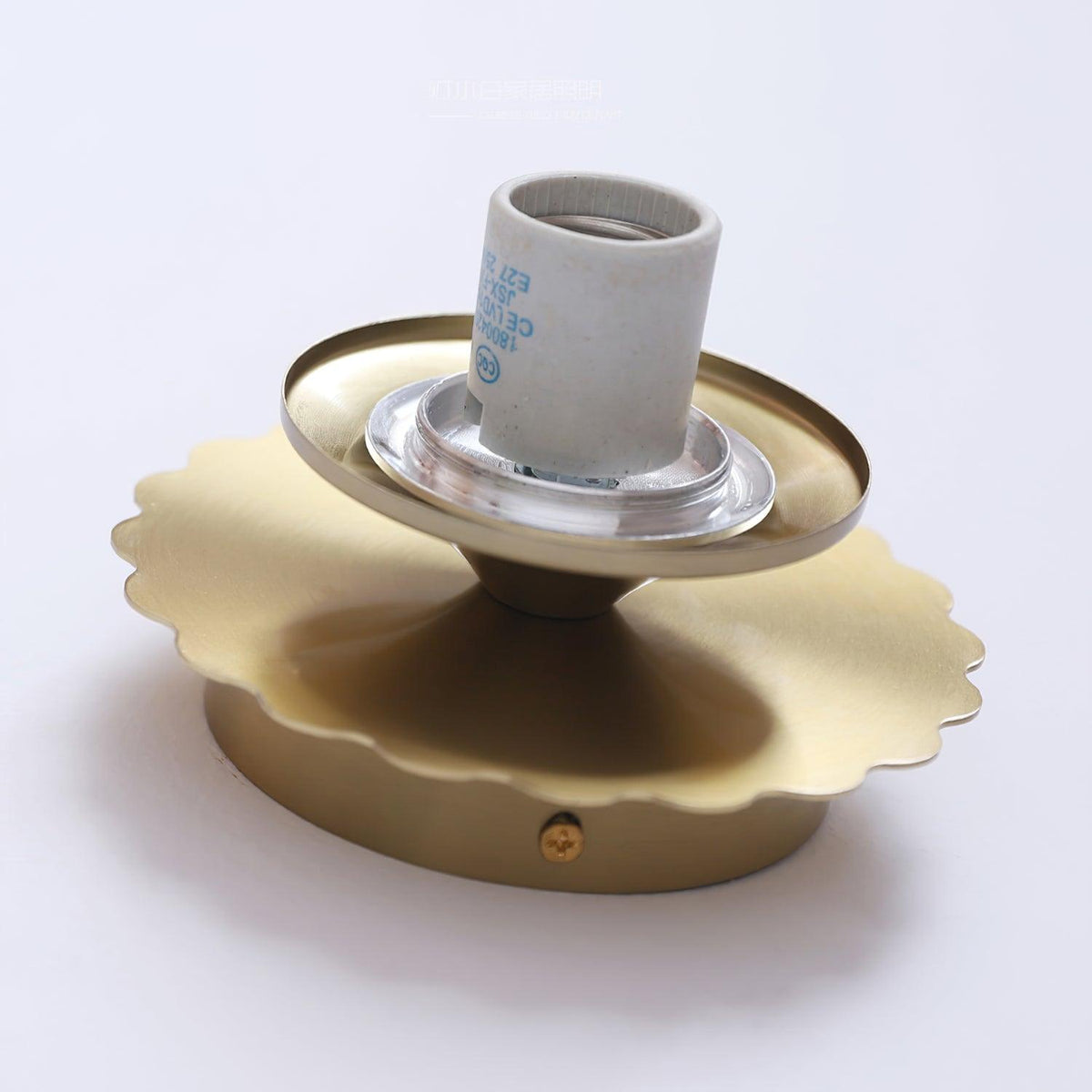 Aplique de cristal rosa ajustable con marco de metal para dormitorio, pasillo y sala de estar | Lámpara de techo y pared para interiores con base E26 E27 | Thomler