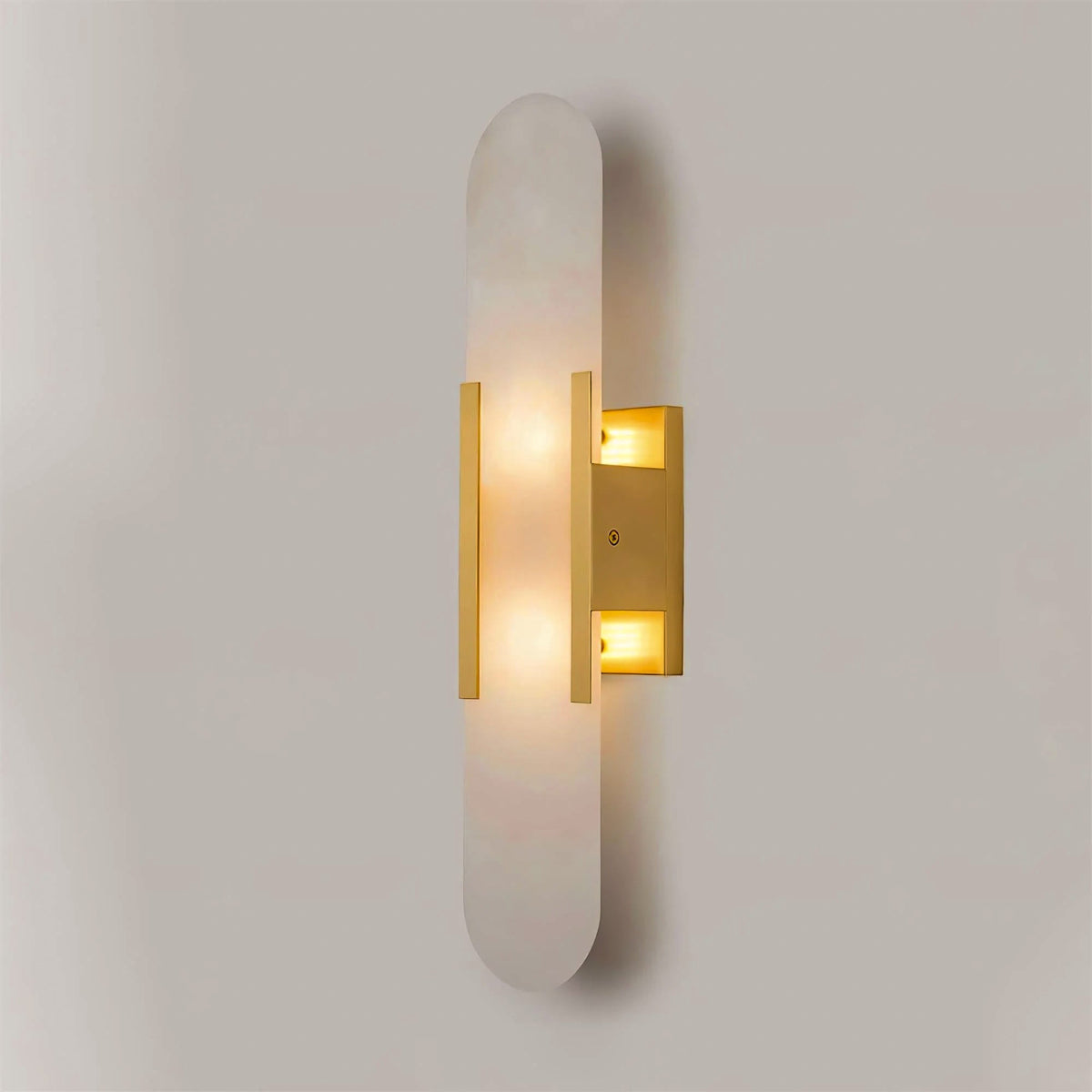 Aplique de alabastro hecho a mano con detalle en latón, lámpara de pared de 14 pulgadas para dormitorio, pasillo, sala de estar, accesorio interior, LED G4, piedra alargada moderna