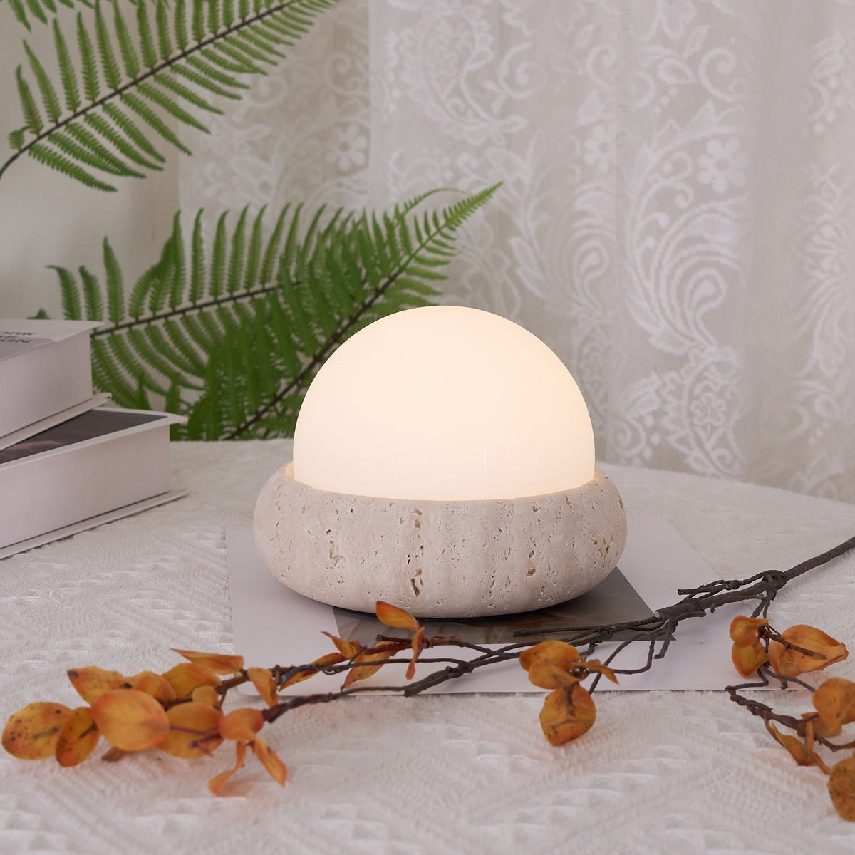 Wiederaufladbare LED-Akzentleuchte, Sockel aus Naturstein, satinierter Schirm, kabellos, Fernbedienung, drei Farbeinstellungen, für Schlafzimmer, Nachttisch, Schreibtisch, Wohnzimmer, kabellos | Thomler