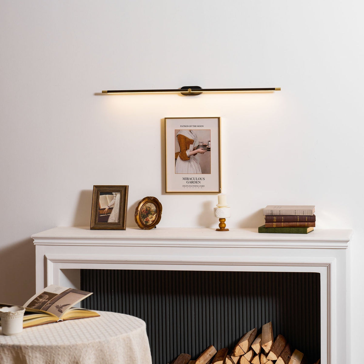Lámpara de espejo de baño LED de 27 pulgadas, aplique de pared recargable y regulable, inalámbrico, color negro y dorado, accesorio de tocador con control táctil para baño de visitas