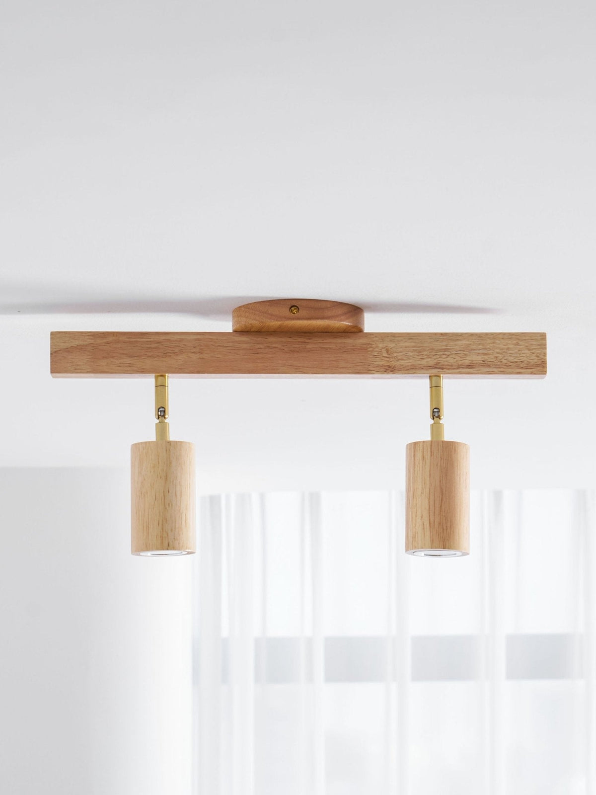 Foco de riel con múltiples cabezales y pantallas de madera para cocina, comedor y sala de estar | Lámpara LED ajustable para riel | Techo rústico de granja
