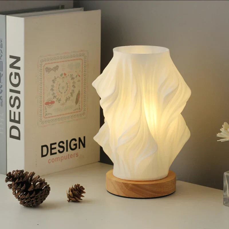 Lámpara de acento de cristal escultural con LED regulable | Diseño orgánico ondulado para mesitas de noche y mesas de salón | Compatible con bombilla E14 | Thomler