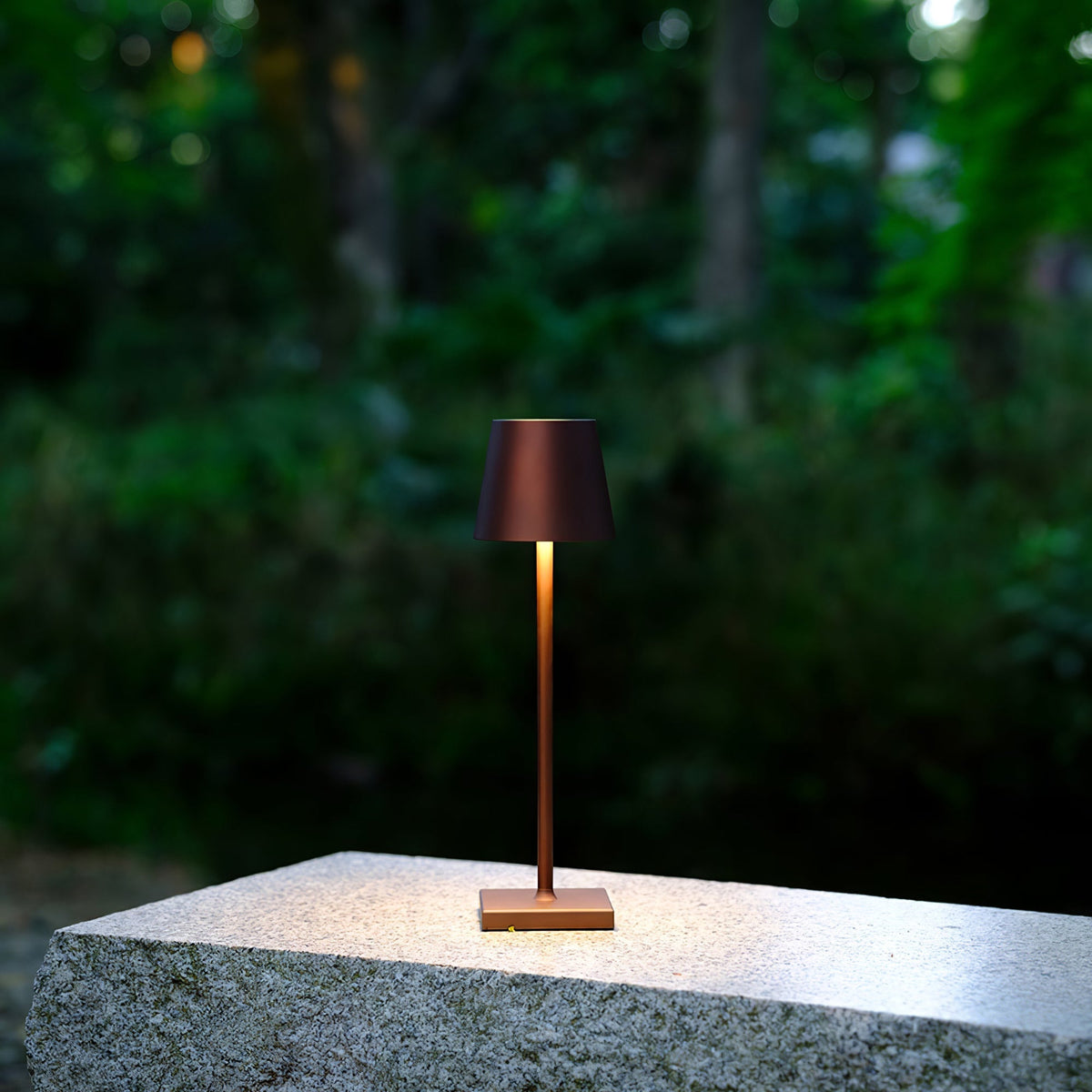 Rechargeable LED Desk Lamp with Touch Dimmer – Cordless Metal Accent Light for Bedroom, Patio, Office – 15 Inch Portable USB Lamp for Indoor | Thomler