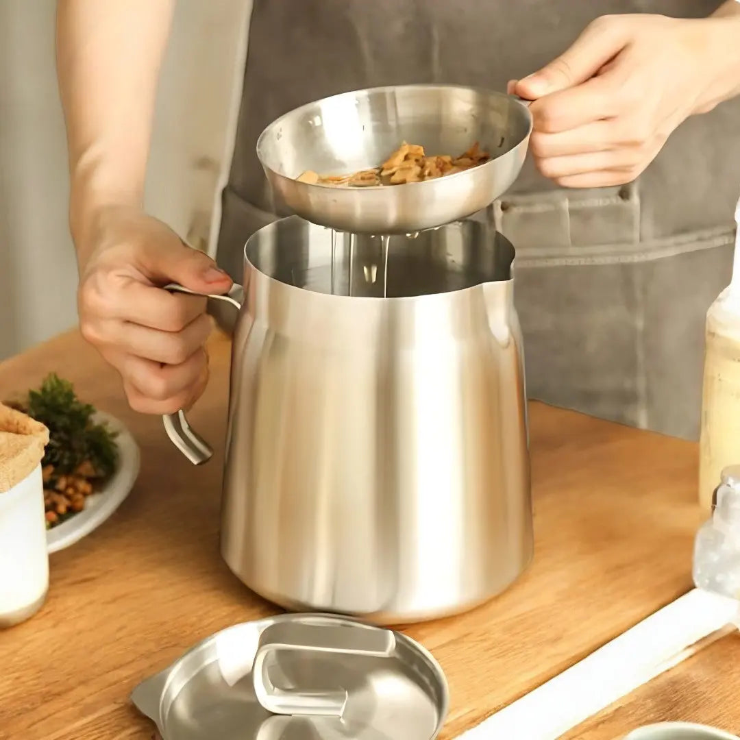 Stainless Steel Frying Pot with Integrated Oil Filter Sieve and Storage Container for Crispy Homemade Fried Foods Kitchen Cookware | Thomler