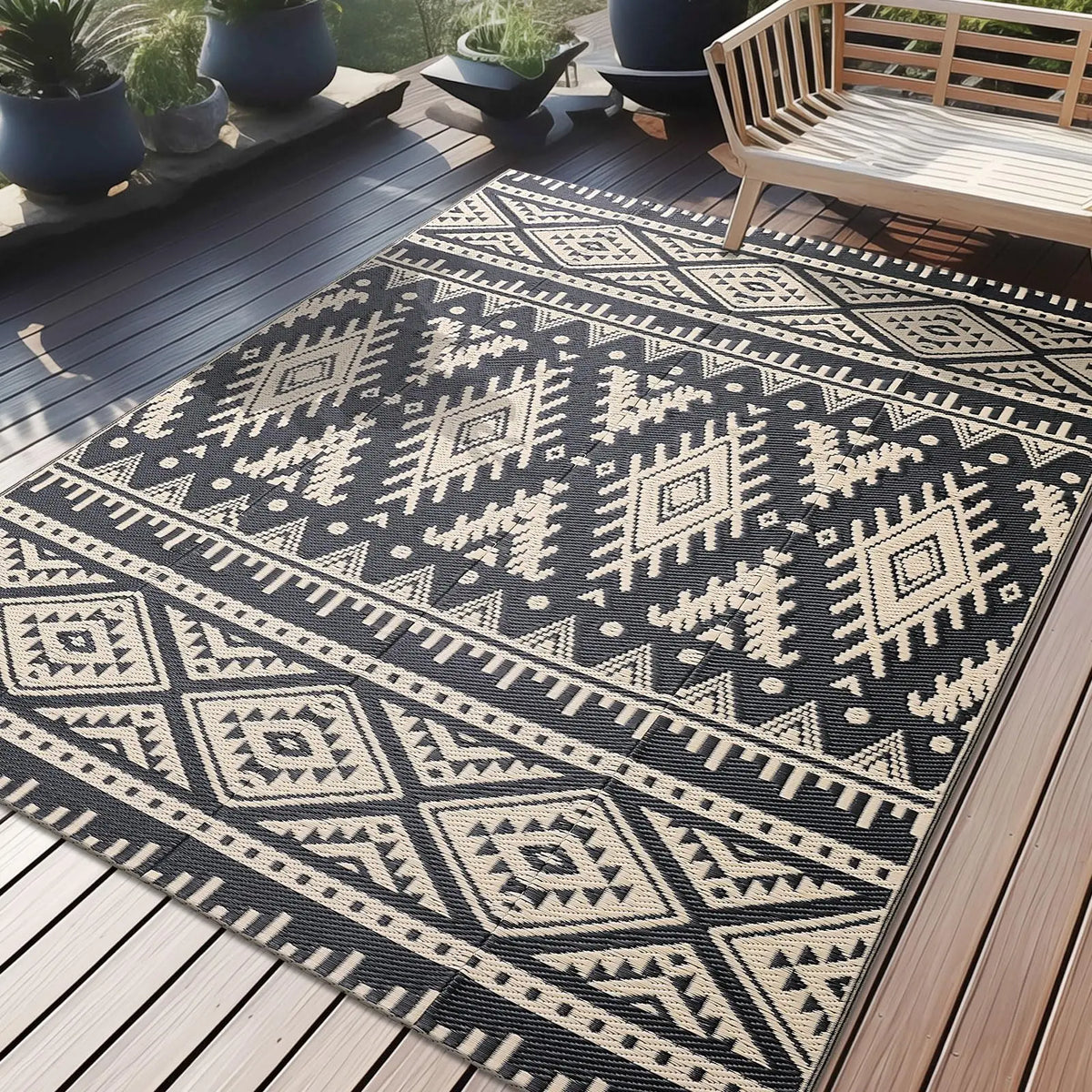 Geweven omkeerbare patiomat met gevlochten kunststof constructie voor terrassen, balkons & kamperen | Weerbestendige geometrische vloerbedekking | Thomler