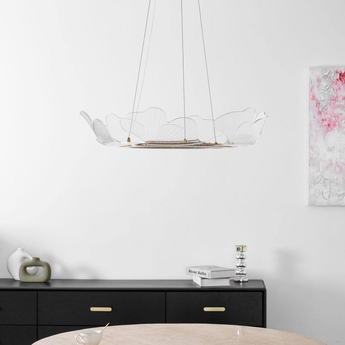 Lámpara colgante redonda con difusor de hojas acrílicas, 27 pulgadas, dorada, altura ajustable, LED para cocina, comedor, oficina, dormitorio, montaje empotrado moderno | Thomler