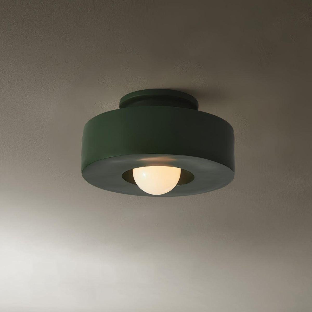 Lámpara de techo escultural de 12 pulgadas, diseño geométrico de polímero, casquillo E26 E27 para dormitorio, sala de estar y cocina en rojo, verde y negro | Thomler