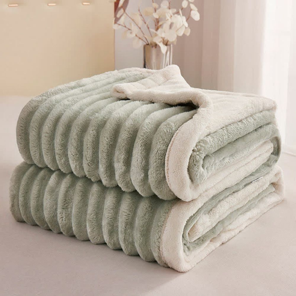 Reversible Microfiber Throw Blanket – Soft Dual-Texture Plush for Couch, Bed & Layering