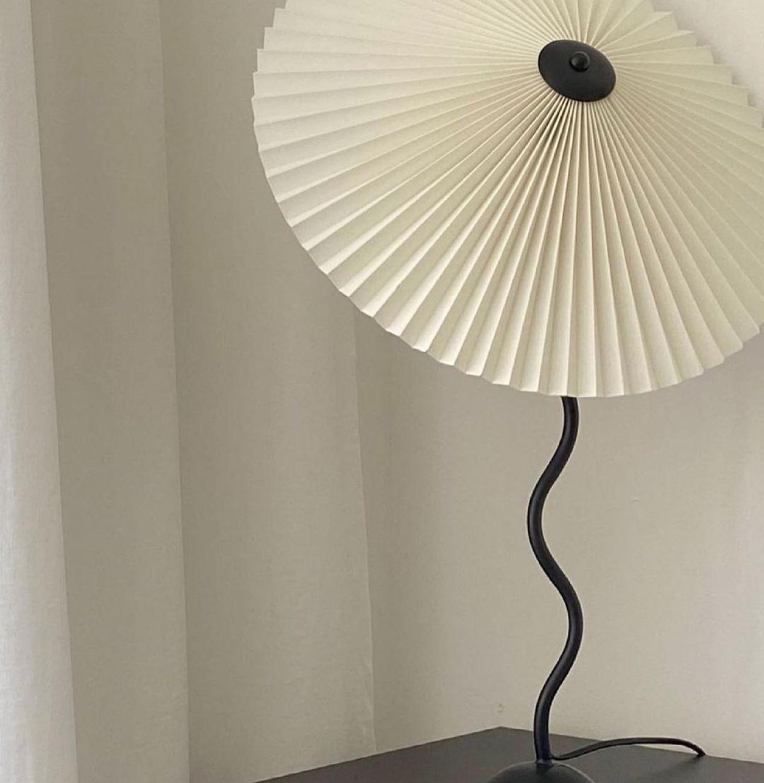 Sculptural Desk Lamp with Gathered Shade & Arc Base 17-inch Beige White Green Black Nightstand Light for Bedroom Living Room Accent | Thomler
