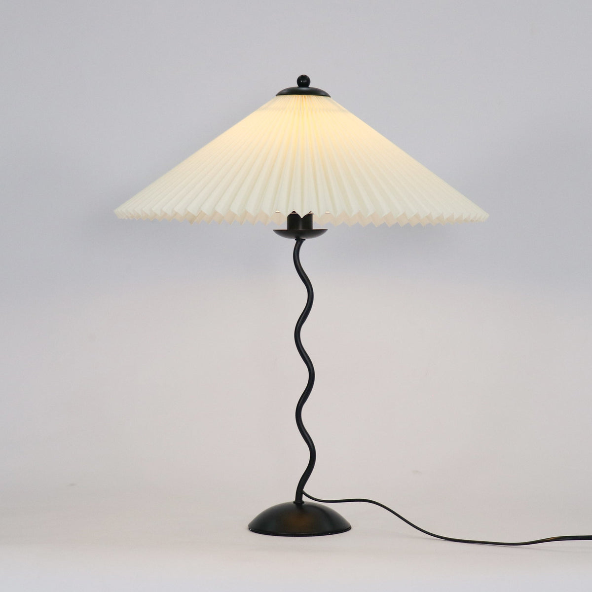 Sculptural Desk Lamp with Gathered Shade & Arc Base 17-inch Beige White Green Black Nightstand Light for Bedroom Living Room Accent | Thomler