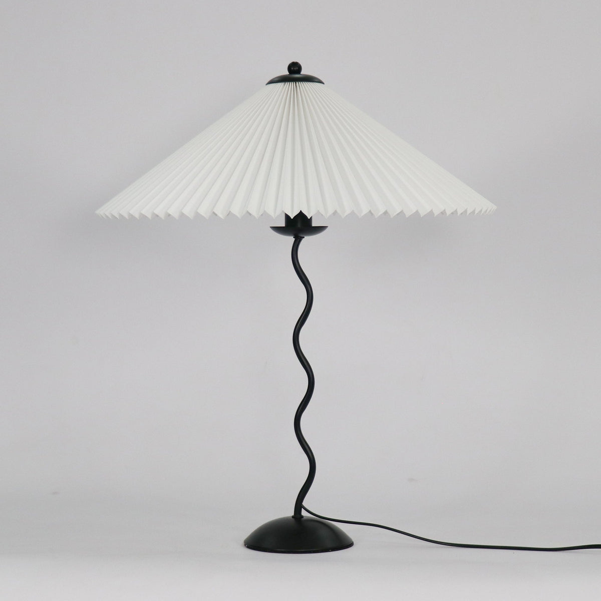 Sculptural Desk Lamp with Gathered Shade & Arc Base 17-inch Beige White Green Black Nightstand Light for Bedroom Living Room Accent | Thomler