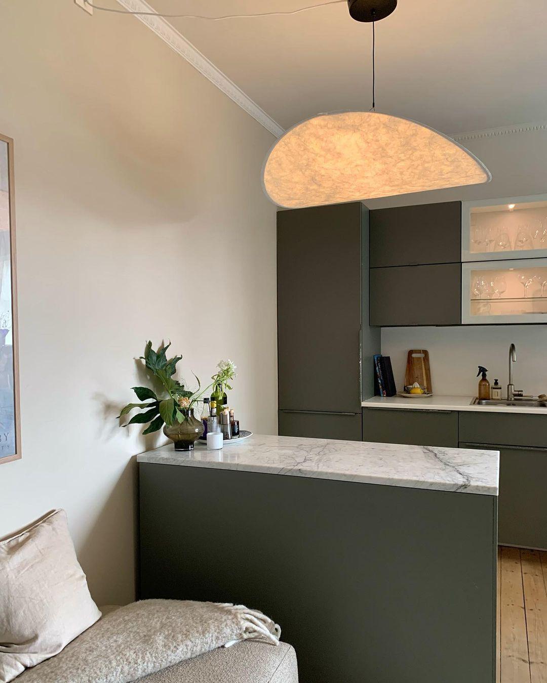 Lámpara colgante de pantalla de papel extragrande con altura ajustable, candelabro contemporáneo para isla de cocina, lámpara de techo para comedor | Thomler