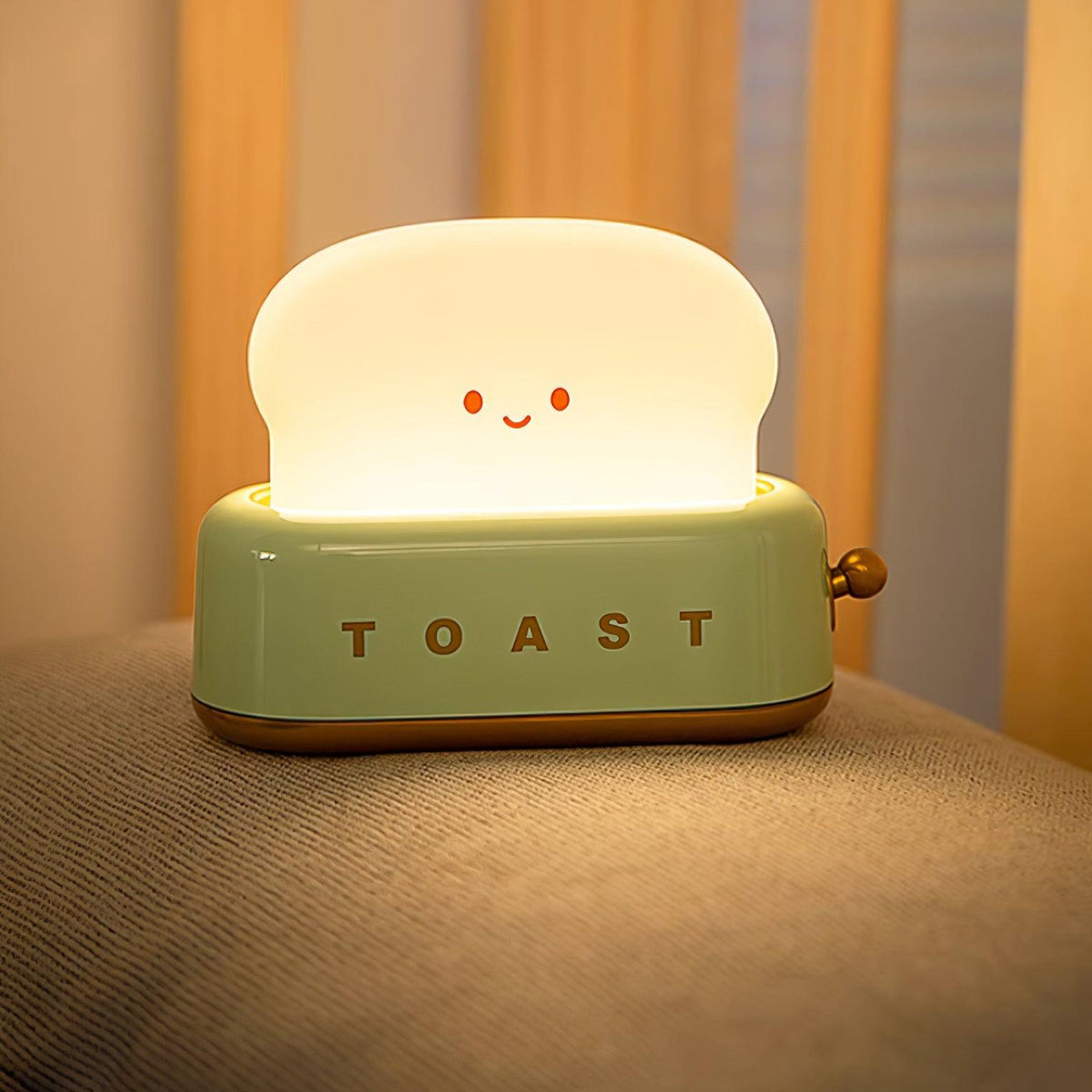 USB-Powered Toaster-Shaped LED Accent Light with Dimmer – 5.3 in Retro Desktop Lamp for Bedroom Nightstand Desk Office Dorm – Warm White Glo | Thomler