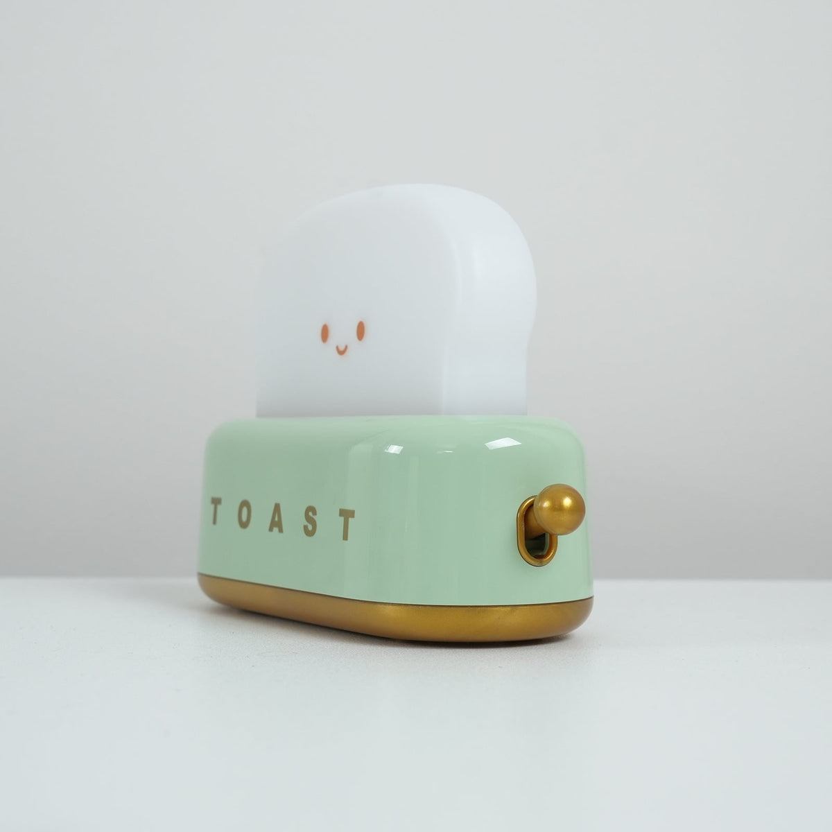 USB-Powered Toaster-Shaped LED Accent Light with Dimmer – 5.3 in Retro Desktop Lamp for Bedroom Nightstand Desk Office Dorm – Warm White Glo | Thomler