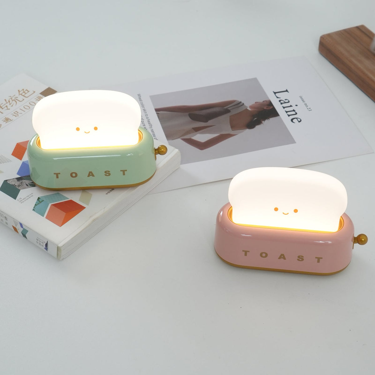 USB-Powered Toaster-Shaped LED Accent Light with Dimmer – 5.3 in Retro Desktop Lamp for Bedroom Nightstand Desk Office Dorm – Warm White Glo | Thomler