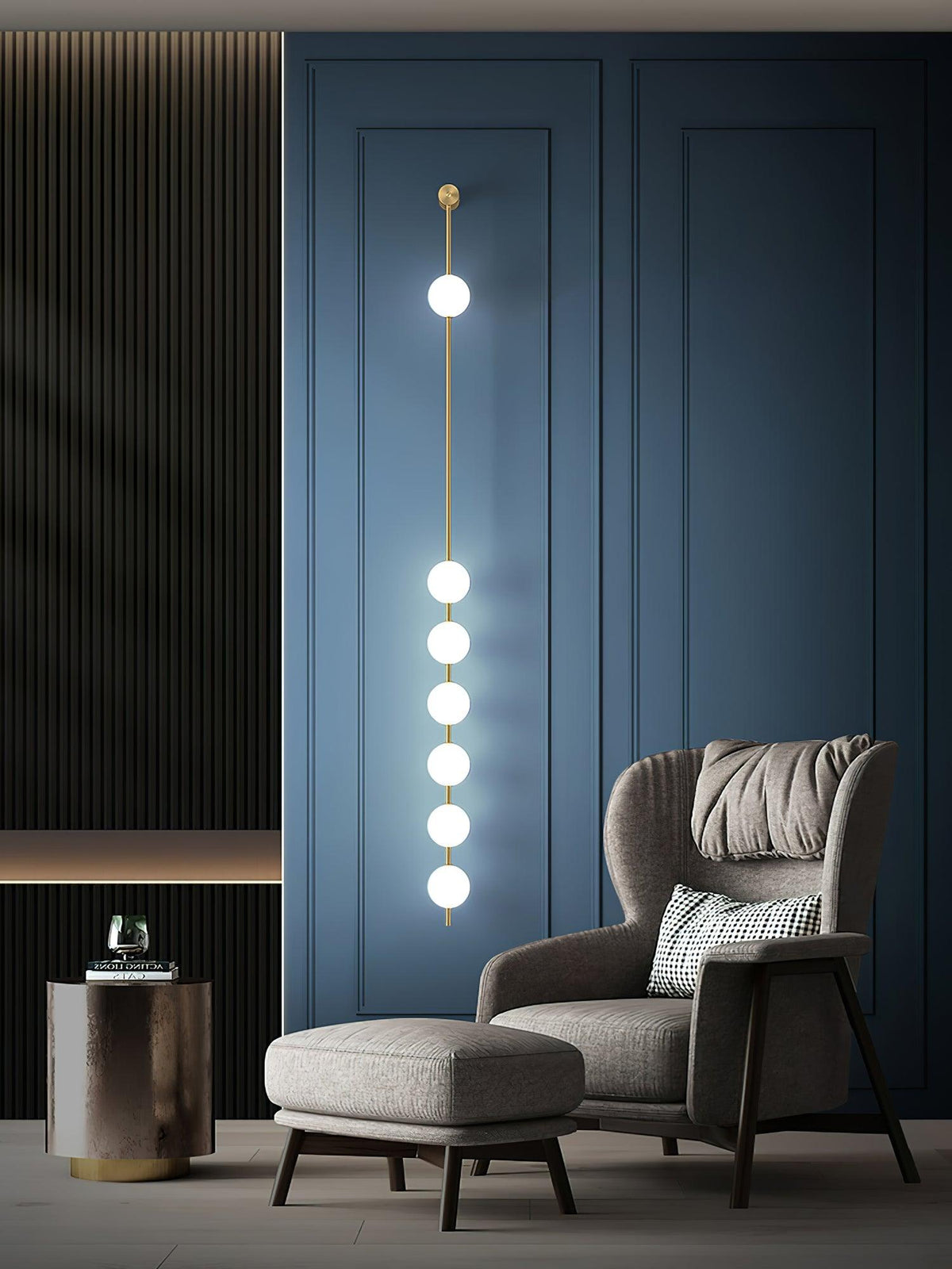Aplique de pared LED vertical con múltiples globos, acabado en latón, altura ajustable, iluminación para pasillos, escaleras y entradas, lámpara moderna de metal y vidrio, 3-6 luces | Thomler