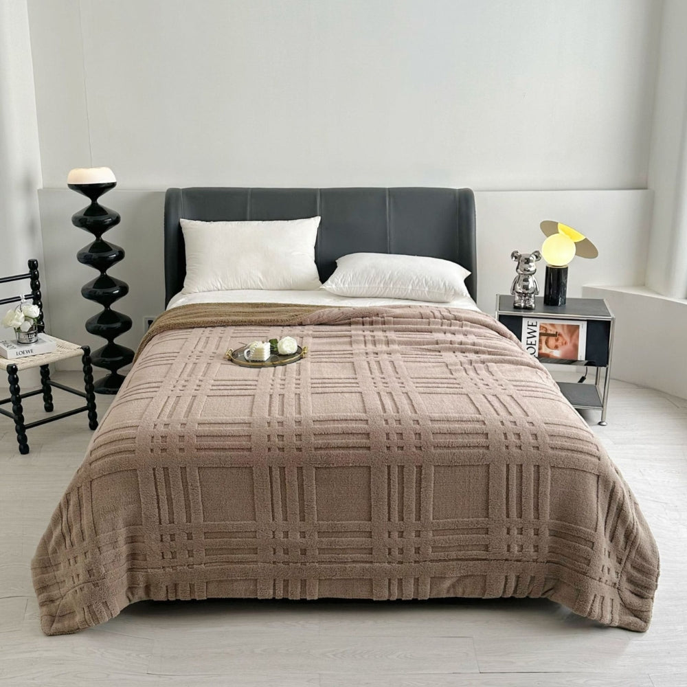 Double-Layer Microfiber Throw Blanket with Raised Checkered Texture – Lightweight Plush Knit in 7 Colors