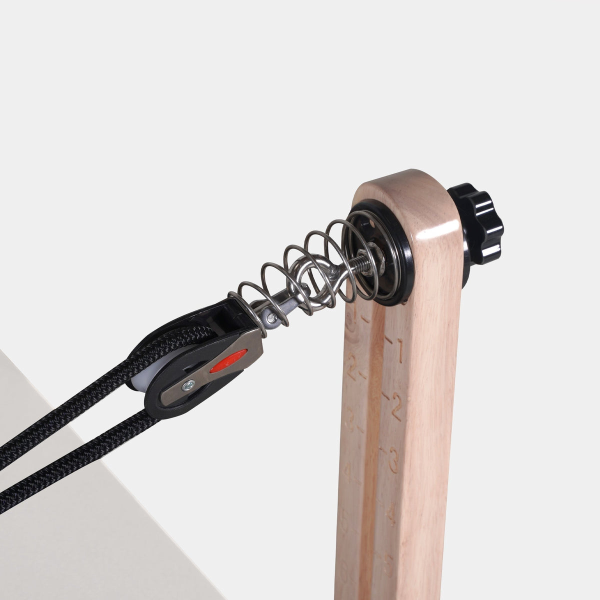 Classic Pilates Reformer — detail 18