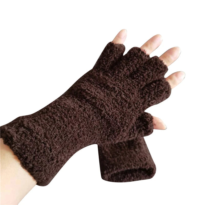 Plush-Lined Convertible Knit Handwarmers for Touchscreen Use